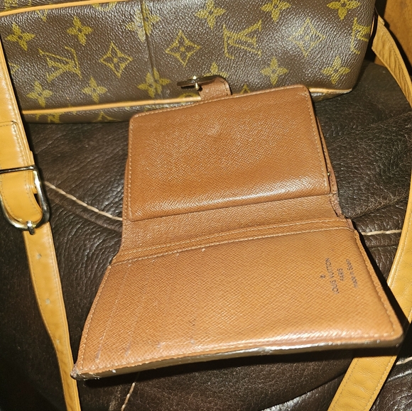 LOUIS VUITTON 3 PC MATCHING SET - Picture 8 of 16